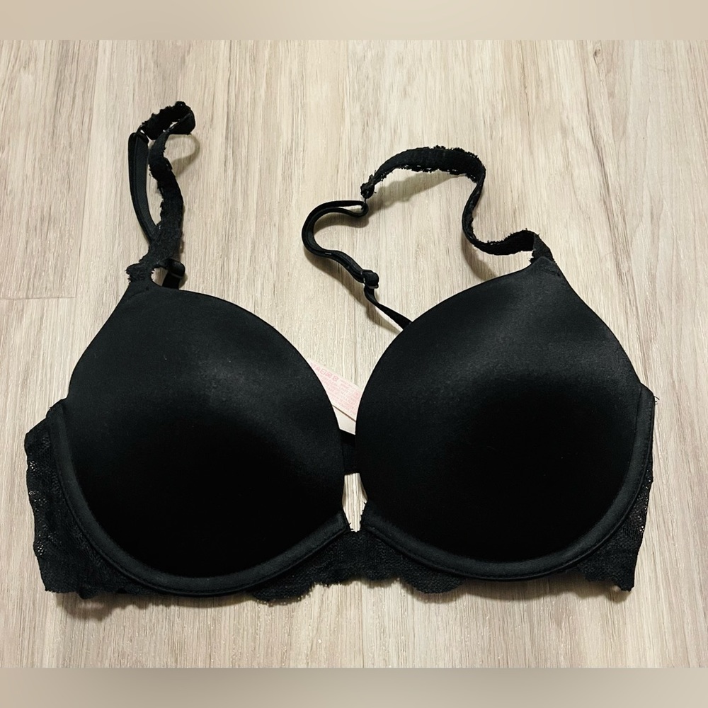 PINK Victoria's Secret Push Up 32D like new
